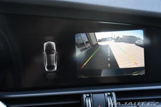 Alfa Romeo Giulia 2,0 VELOCE 16V 206kW AT8- 2024