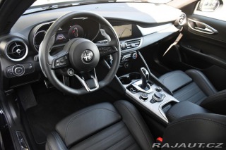 Alfa Romeo Giulia 2,0 VELOCE 16V 206kW AT8- 2024