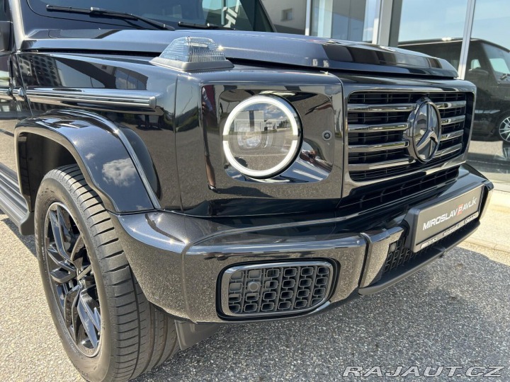 Mercedes-Benz G G 450d AMG SUPERIOR NIGHT 2025