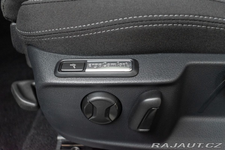 Volkswagen Passat TDI 110kW BUSINESS*2xPNEU 2022