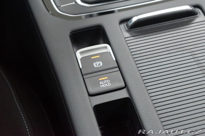 Volkswagen Passat TDI 110kW BUSINESS*2xPNEU 2022
