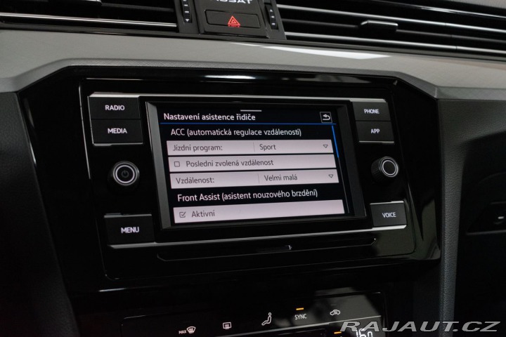 Volkswagen Passat TDI 110kW BUSINESS*2xPNEU 2022