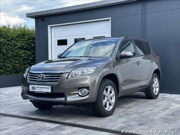 Toyota RAV4 2,0 158PS  Life A/T 4x4 2010
