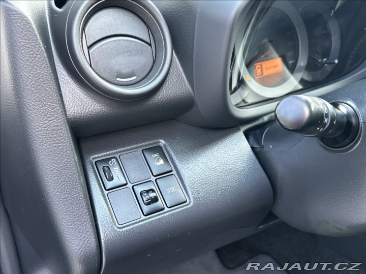 Toyota RAV4 2,0 158PS  Life A/T 4x4 2010
