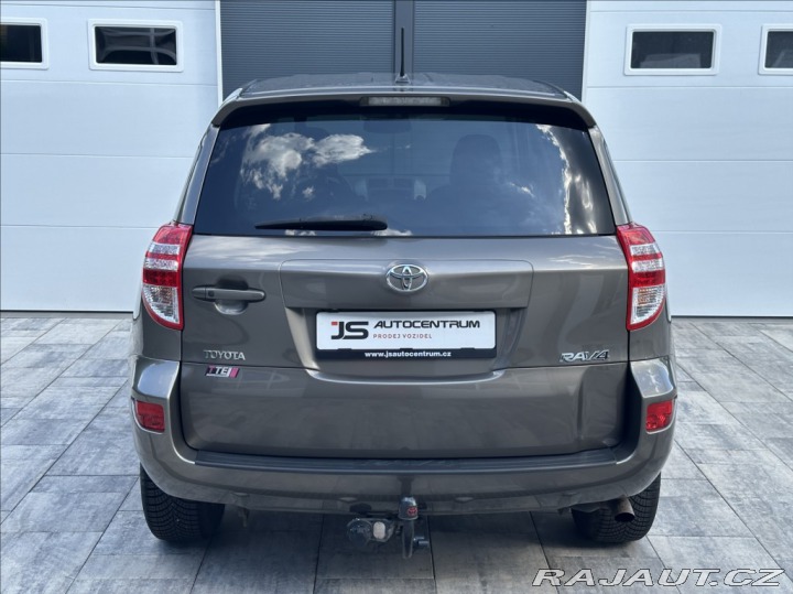 Toyota RAV4 2,0 158PS  Life A/T 4x4 2010