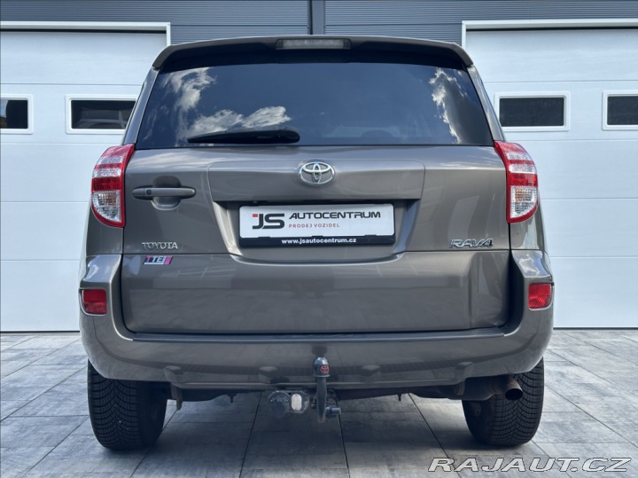 Toyota RAV4 2,0 158PS  Life A/T 4x4 2010