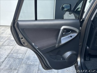 Toyota RAV4 2,0 158PS  Life A/T 4x4 2010
