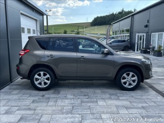 Toyota RAV4 2,0 158PS  Life A/T 4x4 2010