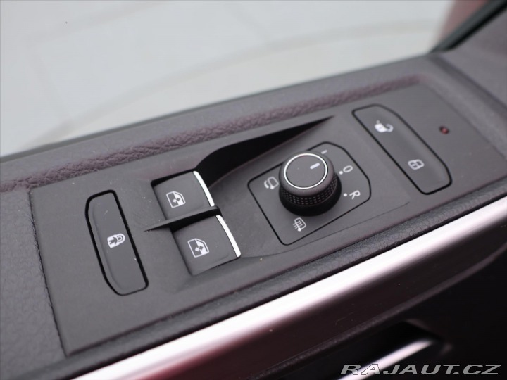 Volkswagen Multivan 2.0 TDI 150kW L 7-Míst DP 2021