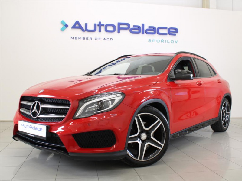 Mercedes-Benz GLA 2,0 250 4M AMG paket Kam.