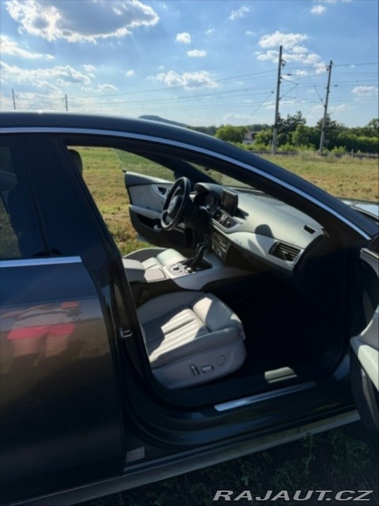Audi A7 3,0   Tdi quattro s troni 1800