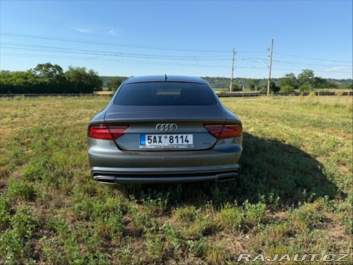 Audi A7 3,0   Tdi quattro s troni 1800