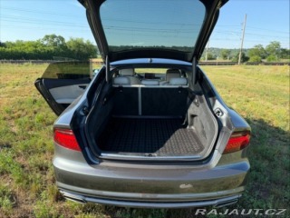 Audi A7 3,0   Tdi quattro s troni 1800