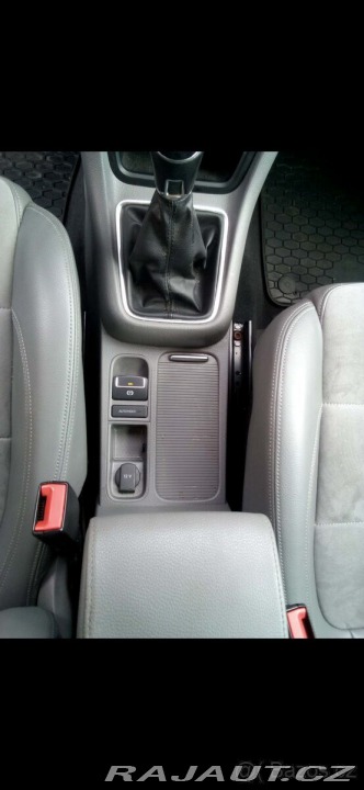 Volkswagen Sharan 2,0   125kw 2013