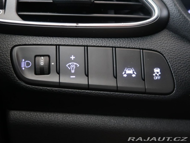 Hyundai i30 1.0,T-GDI,88Kw,Manuál,CZ 2017