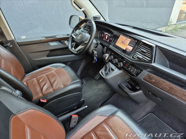 Volkswagen Multivan 2,0 TDi HIGHLINE 4MOTION 2020
