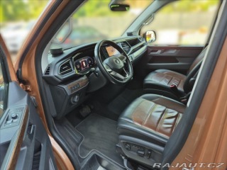 Volkswagen Multivan 2,0 TDi HIGHLINE 4MOTION 2020