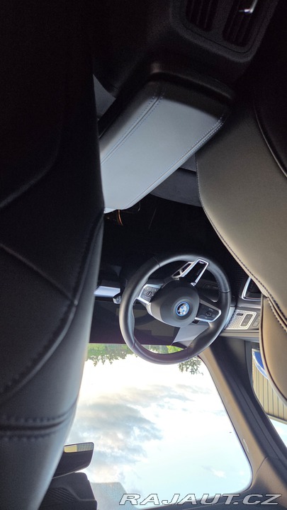BMW X1 X1e 25 xDrive M 5 let zár 2025