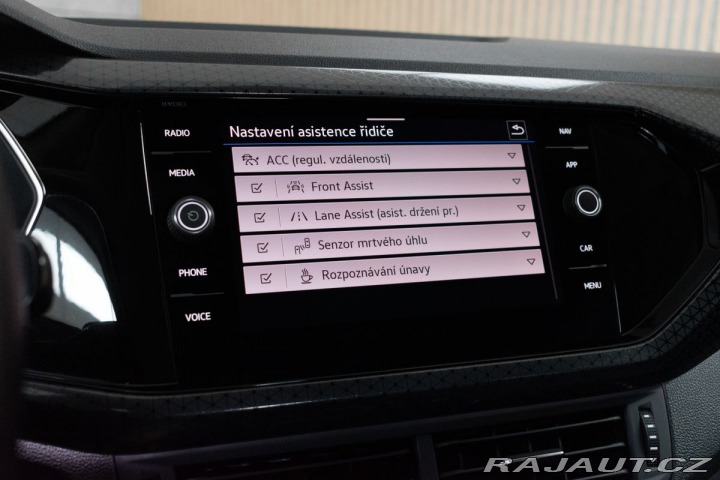 Volkswagen T-Cross TSI 81kW STYLE*KAMERA*ACC 2021