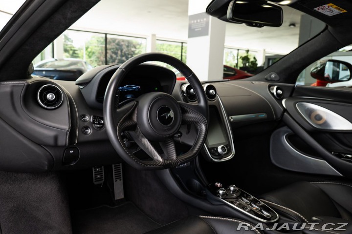 McLaren Ostatní modely Bower&Wilkins/Pano/Li 2022