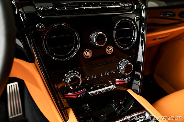 Rolls Royce Cullinan Black Badge 2023