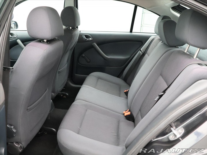 Škoda Octavia 1,6 MPI 75kW Tour Klima 2 2009