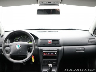 Škoda Octavia 1,6 MPI 75kW Tour Klima 2 2009