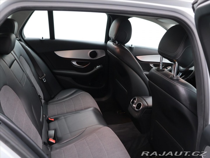Mercedes-Benz C 2,1 220d 125kW Aut. LED 2015