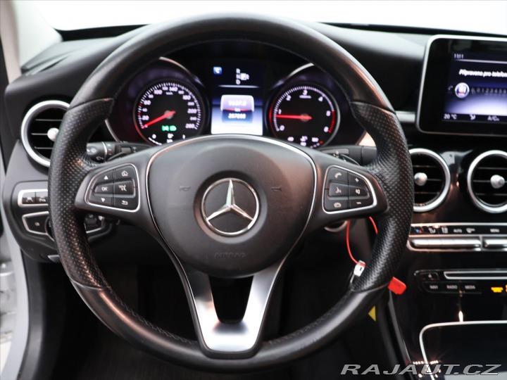 Mercedes-Benz C 2,1 220d 125kW Aut. LED 2015