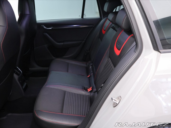 Škoda Octavia 2,0 TDI 135kW DSG RS CZ M 2015