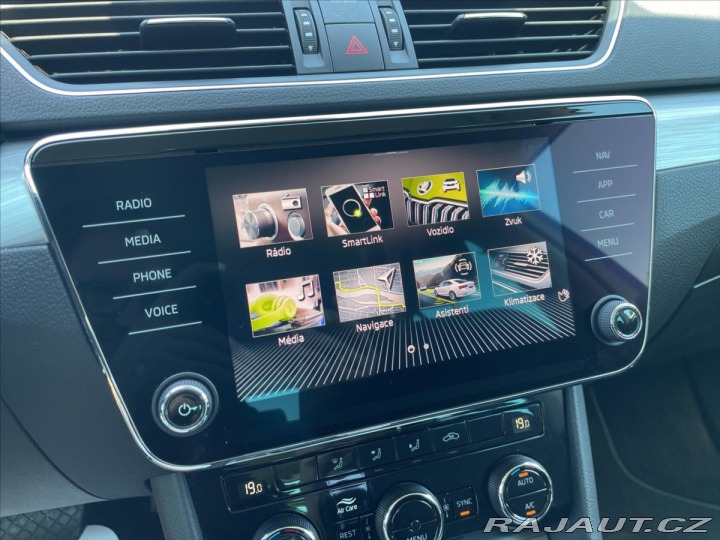Škoda Superb 2,0 TDi DSG*LED*Virtuál*N 2022