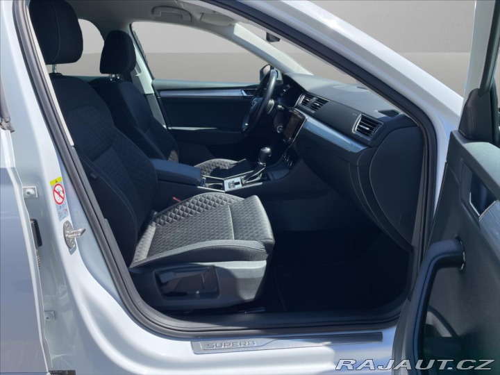 Škoda Superb 2,0 TDi DSG*LED*Virtuál*N 2022