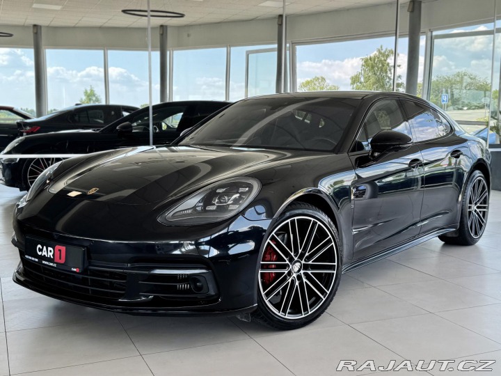Porsche Panamera 4S 324kW*Chrono*REZERVACE 2018