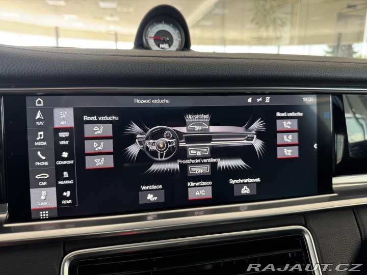 Porsche Panamera 4S 324kW*Chrono*Dověry*Pa 2018