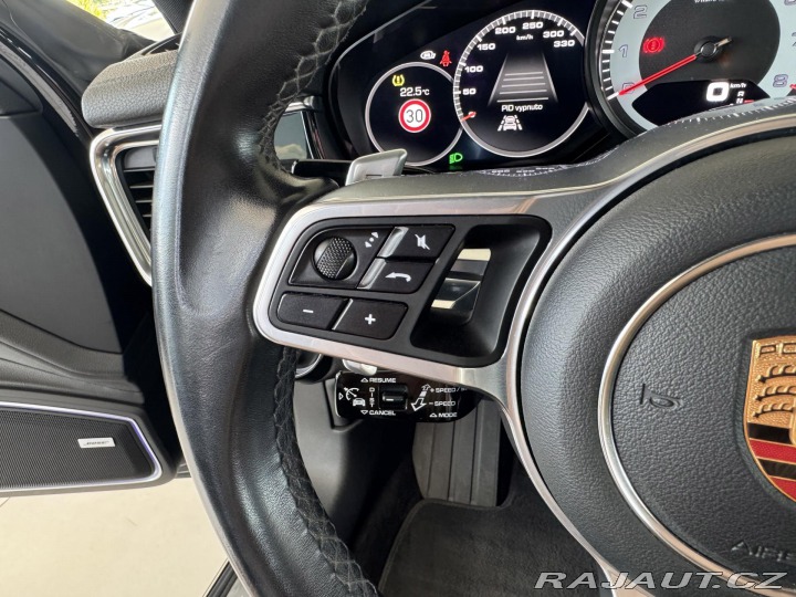 Porsche Panamera 4S 324kW*Chrono*REZERVACE 2018