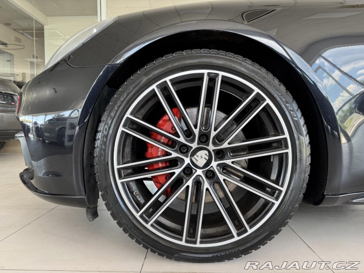 Porsche Panamera 4S 324kW*Chrono*REZERVACE 2018