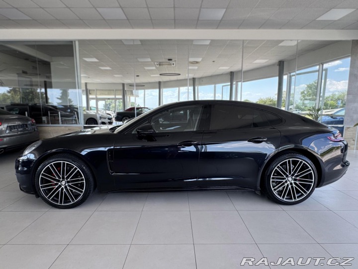 Porsche Panamera 4S 324kW*Chrono*Dověry*Pa 2018