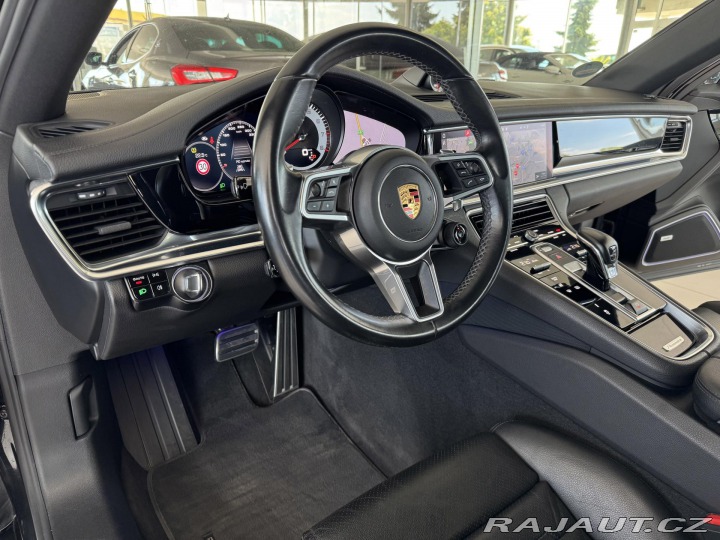 Porsche Panamera 4S 324kW*Chrono*Dověry*Pa 2018