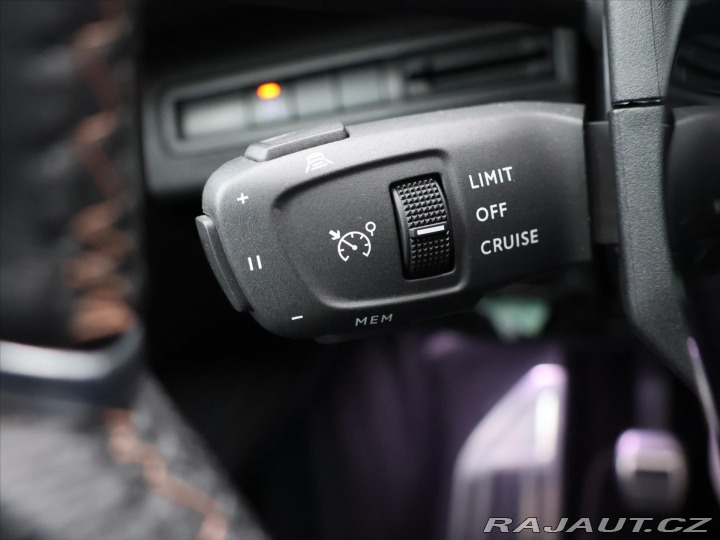 Peugeot 5008 1,2 PureTech 96kW GT 7-Mí 2023