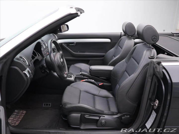 Audi A4 2,5 TDI  120kW MAN Cabrio 2004