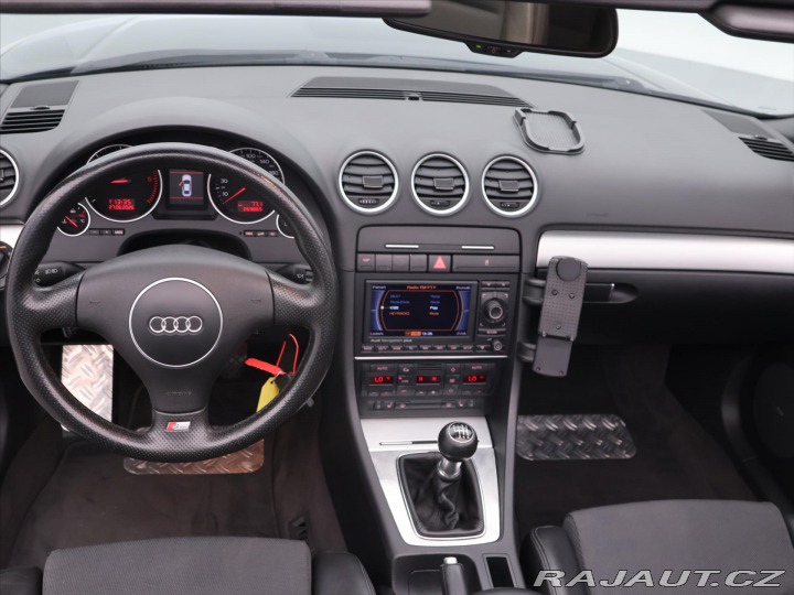 Audi A4 2,5 TDI  120kW MAN Cabrio 2004