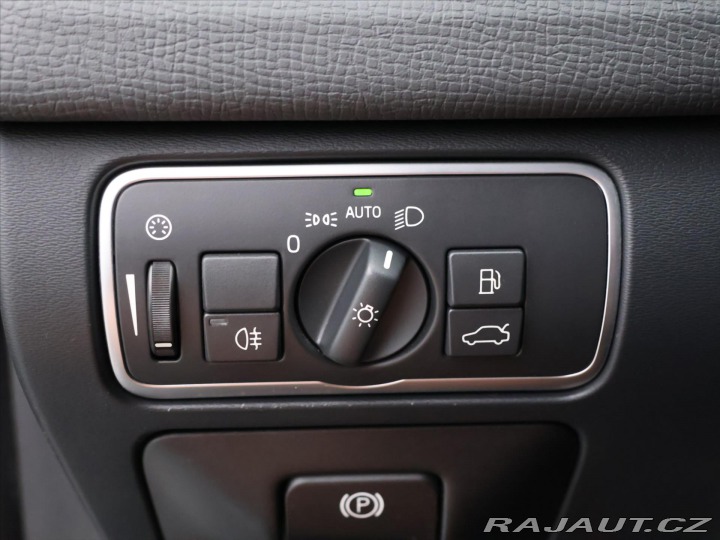 Volvo XC60 2,0 D4 140kW Aut. Summum 2017