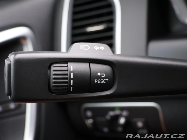 Volvo XC60 2,0 D4 140kW Aut. Summum 2017