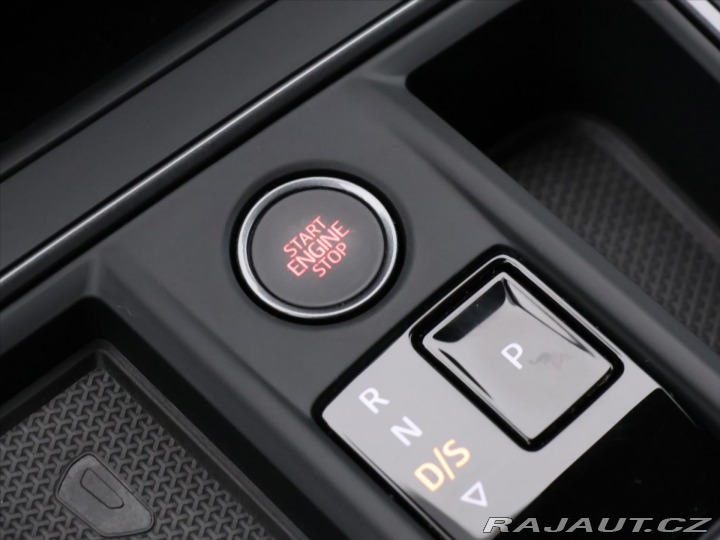 Cupra Leon 2,0 TSI 140 kW DSG ST CZ 2024