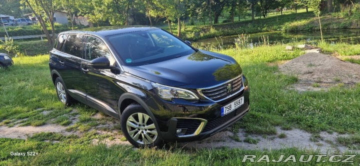 Peugeot 5008 1,2 2019