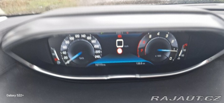 Peugeot 5008 1,2 2019