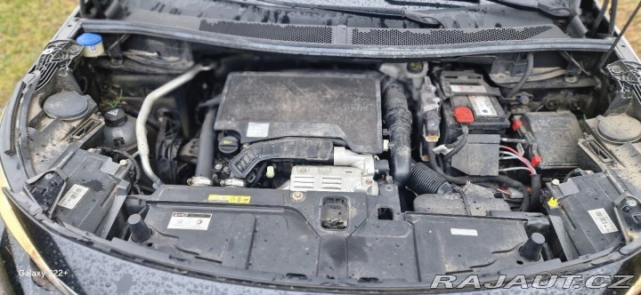 Peugeot 5008 1,2 2019