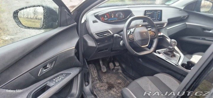 Peugeot 5008 1,2 2019