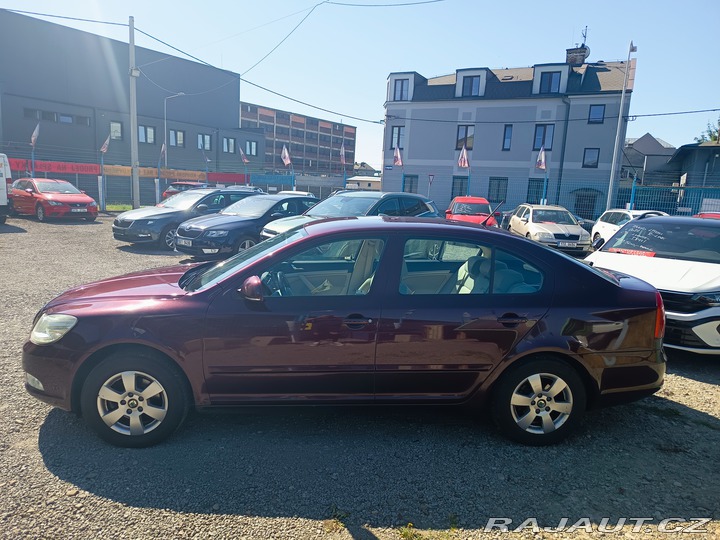 Škoda Octavia 1,6TDI Ambition ČR 1. Maj 2011