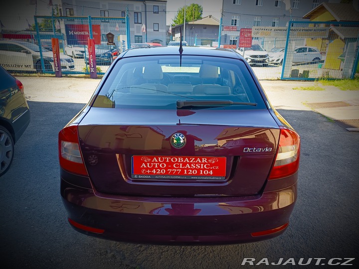 Škoda Octavia 1,6TDI Ambition ČR 1. Maj 2011